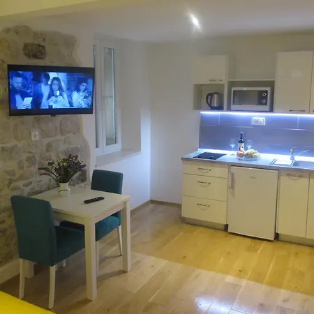 Sea View Positive Place Apartman *