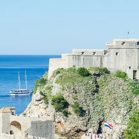 Sea View Positive Place Apartment *